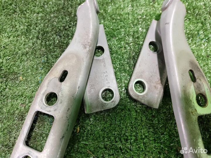 Петля капота (комплект) Ford Fiesta (CBK) 2007