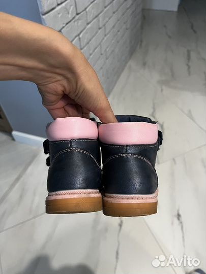 Ботинки для девочки 26