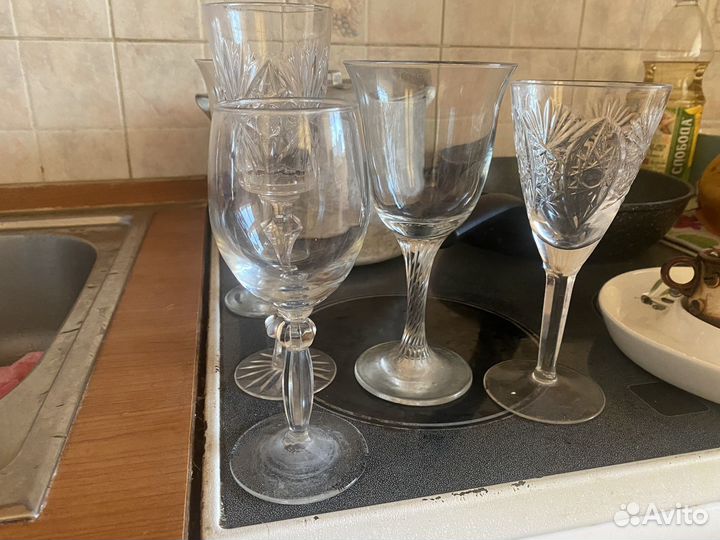 Бокалы, фужеры и стаканы