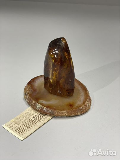 Камень Янтарь