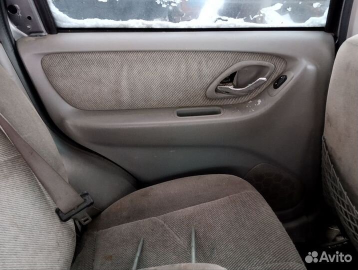 Комплект дверных обшивок Mazda Tribute 2002