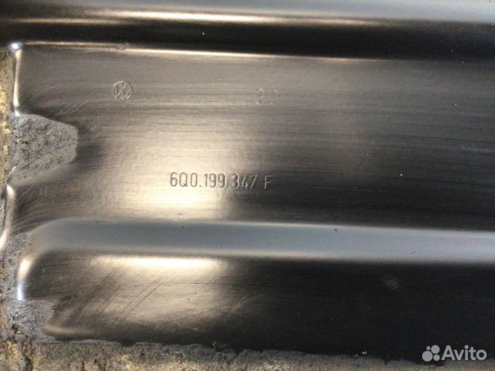 Балка подвески передняя (подрамник) seat Ibiza 6Q0