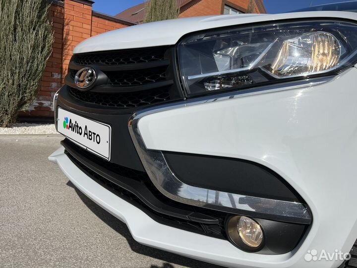 LADA XRAY 1.6 МТ, 2017, 64 555 км