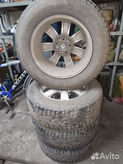 Kumho I'Zen KW31 235/65 R17 108S