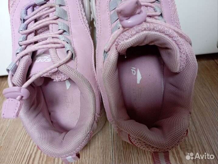 Кроссовки для девочки 30 размер
