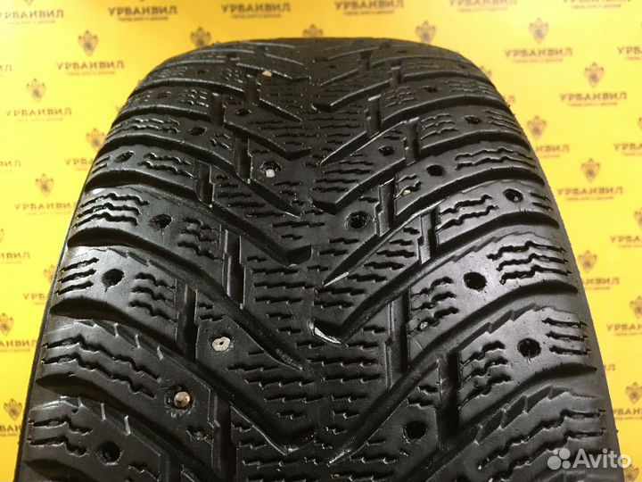 Nokian Tyres Hakkapeliitta 8 215/55 R17 98T