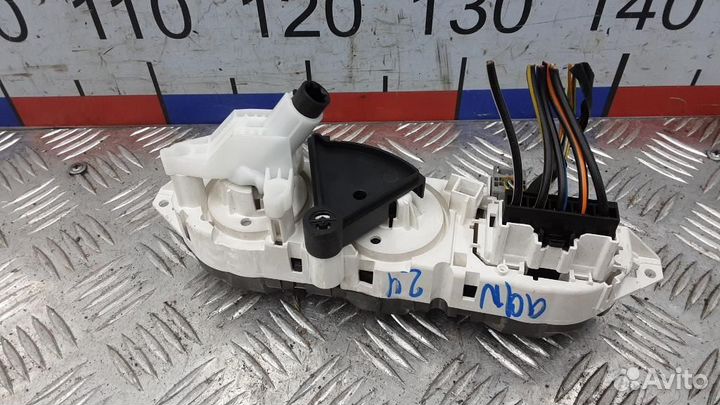 Блок управления климатической установкой Ford Focu