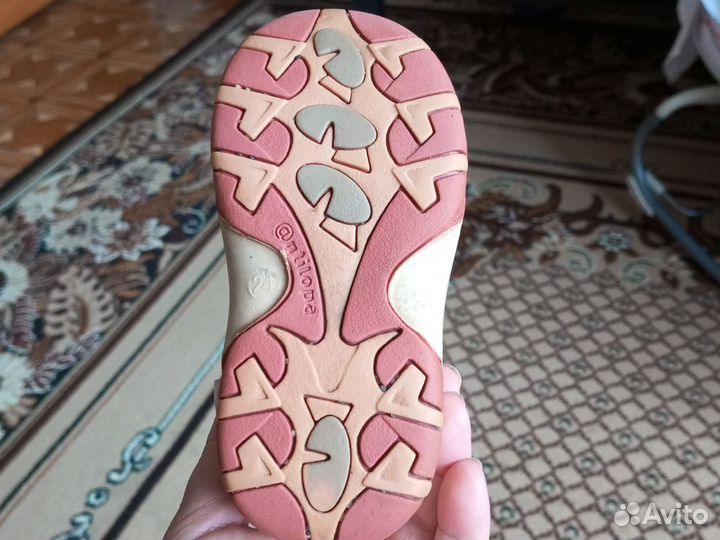 Сапоги для девочки разм 24