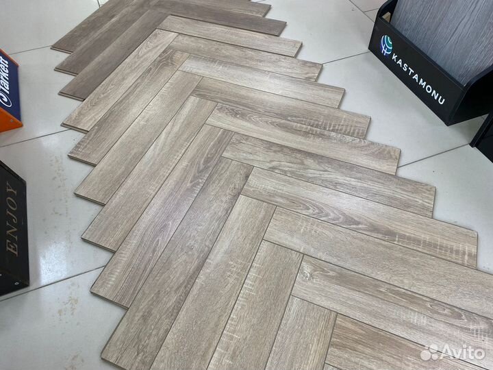 Ламинат английская елочка