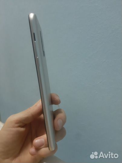 Samsung Galaxy A6+, 3/32 ГБ