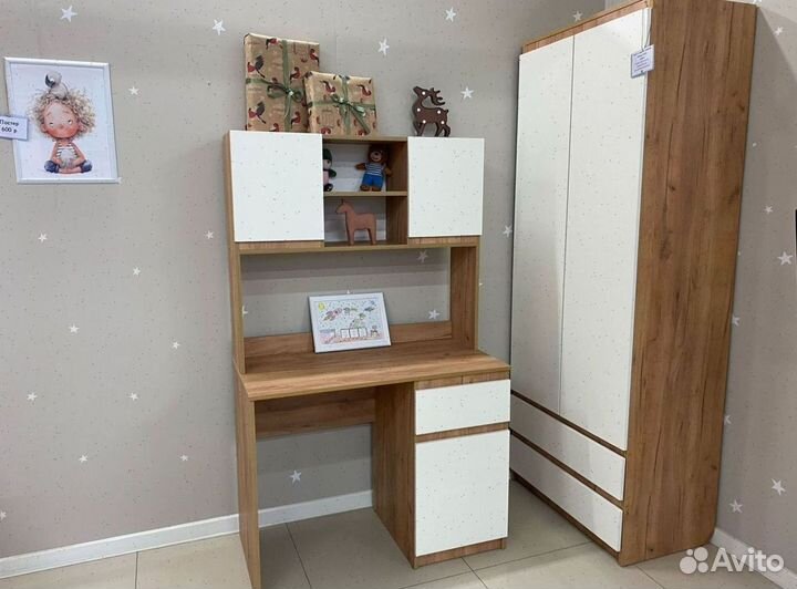 Детский стол