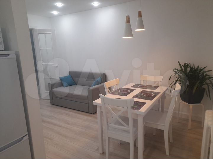 2-к. квартира, 57 м², 2/5 эт.