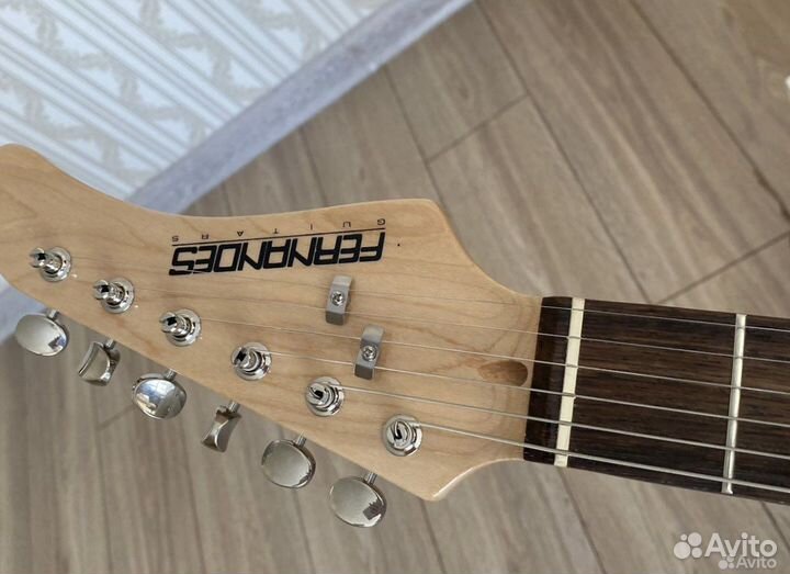 Электро гитара