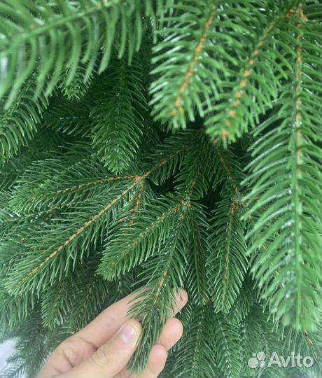 Елка искусственная