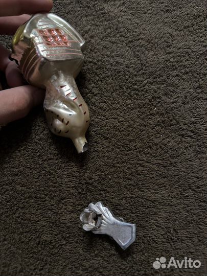 Редкая елочная игрушка «Избушка на курьих ножках»