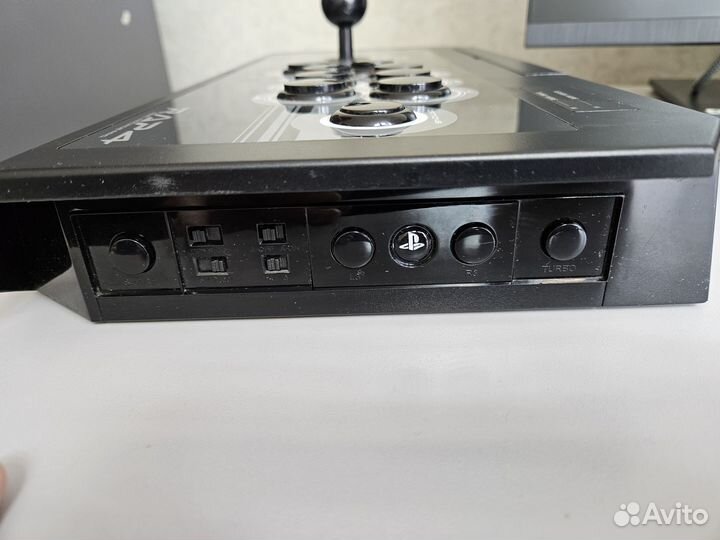 Геймпад hori Real Arcade Pro 4