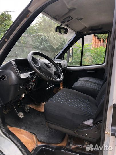 Капот на газель