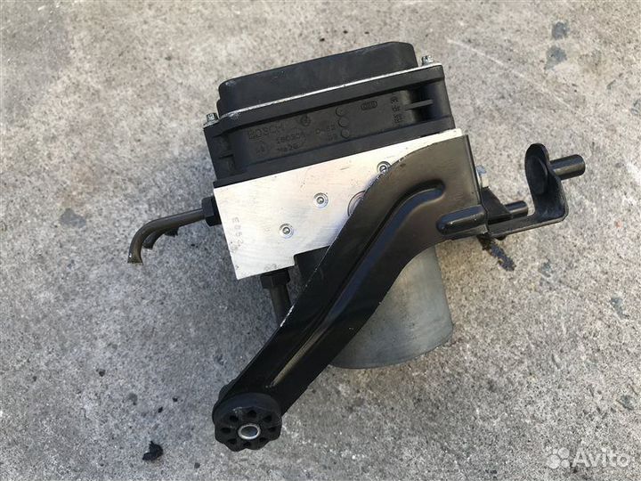 Блок abs Bmw 5-Series E60 N52B25A 2006