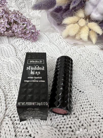 Kat von d studded kiss помада
