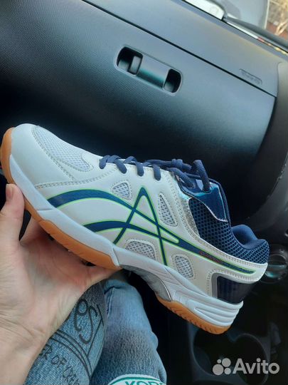 Волейбольные кроссовки