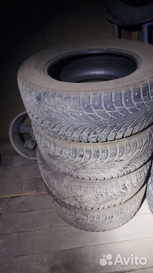 Nokian Tyres Hakkapeliitta 9 SUV 265/60 R18