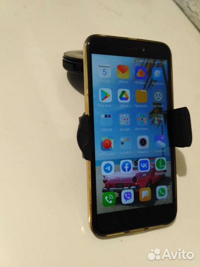 Держатель для телефона в автомобиль