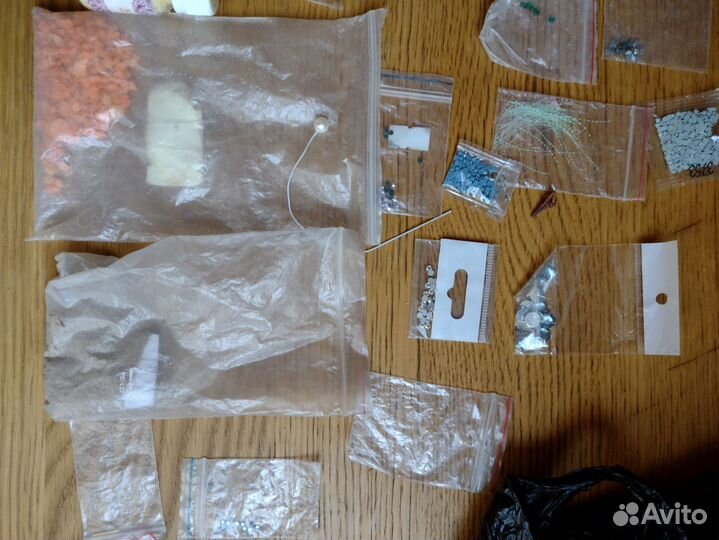 Стразы и материалы для скрапбукинга