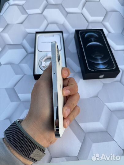 iPhone 12 Pro, 256 ГБ