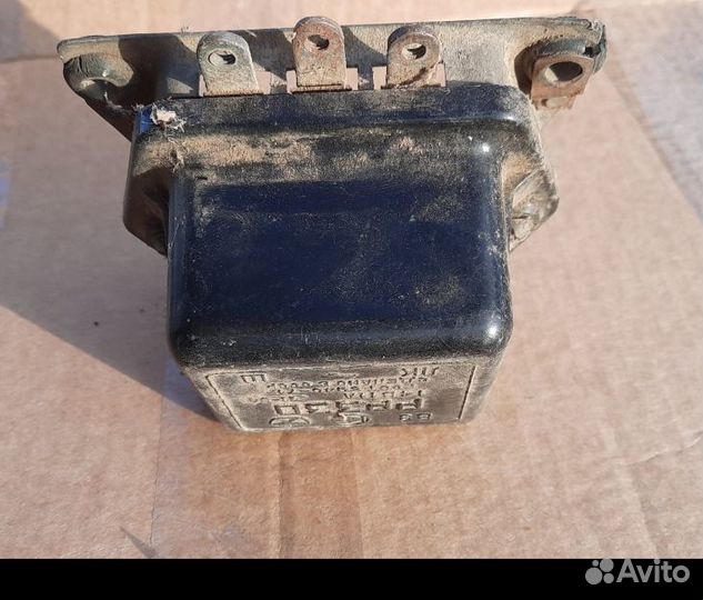 Реле регулятор рр 330