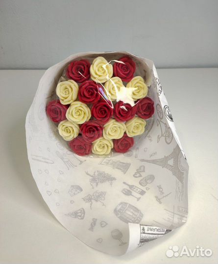 Розы из Белого Шоколада - 19 шт в Букете