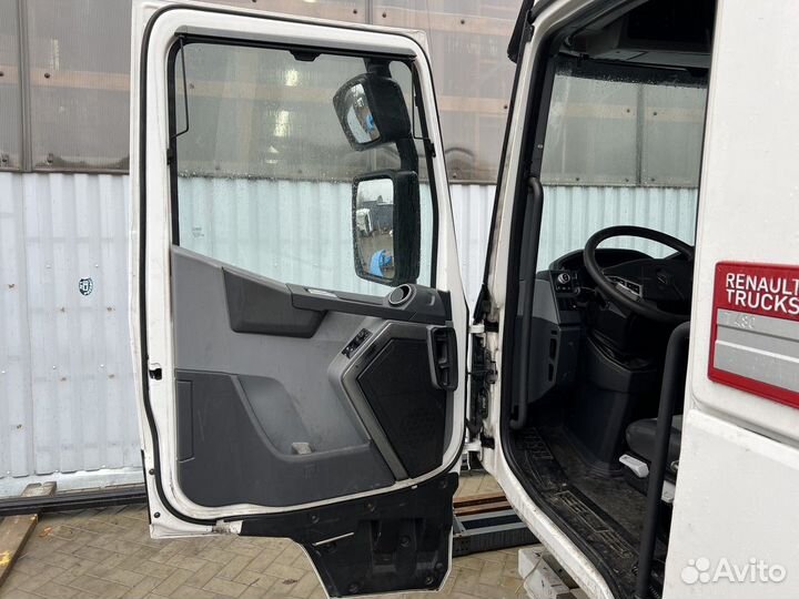 Кабина Renault T