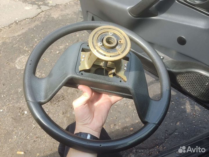Руль на ваз 2114 2004 года оригинал Б/У