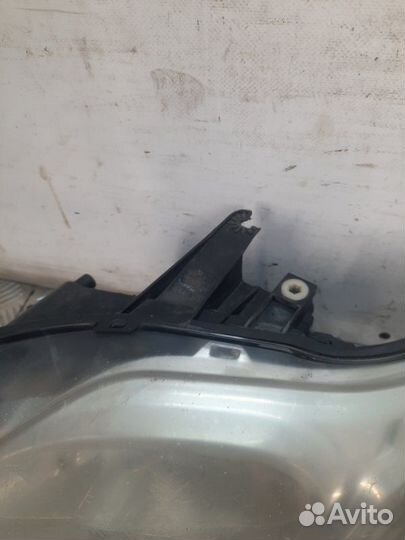 Фара передняя левая Ford Mondeo хэтчбэк 5 дв. 2.0