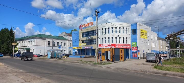 Торговая площадь 1 эт. отдельный вход, 200 м²