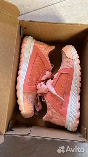 Кроссовки детские adidas 29 размер