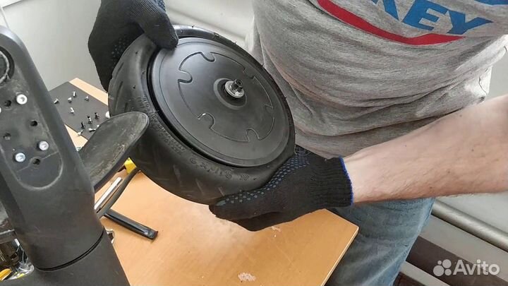 Шиномонтаж электросамоката