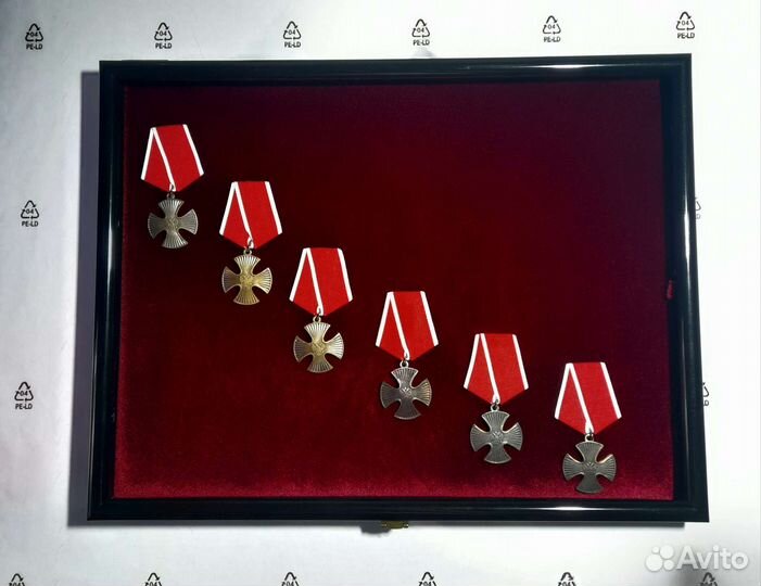 Рамка - витрина 30х40 для медалей, коллекций