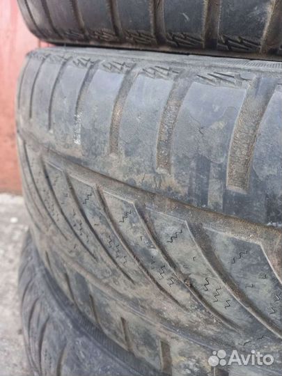 Hankook Winter I'Pike 205/55 R16