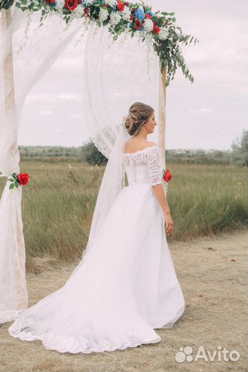 Свадебное платье