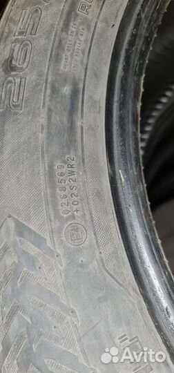 Nokian Tyres Hakkapeliitta 8 SUV 265/50 R20