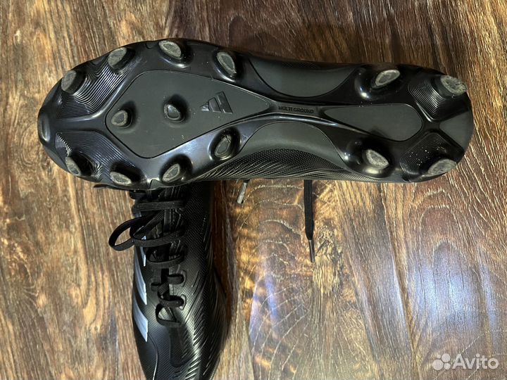 Бутсы adidas predator