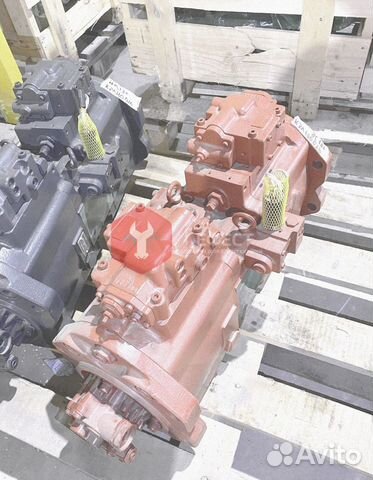 Гидравлический насос Hyundai R390LC-9