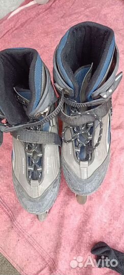 Роликовые коньки