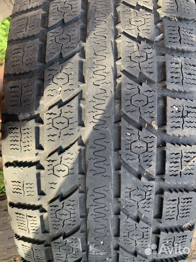 Toyo Observe GSi-5 235/65 R18