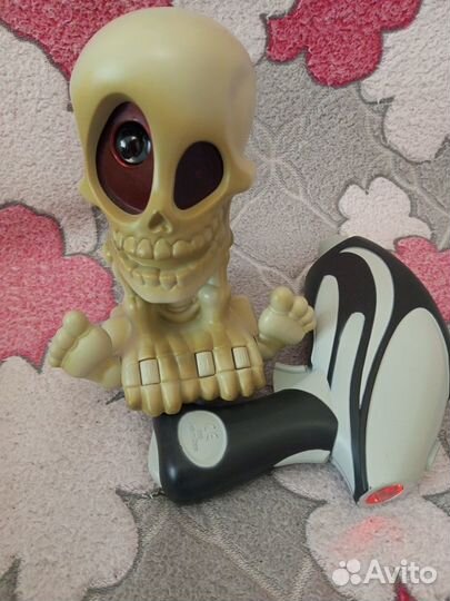 Johnny the skull игра