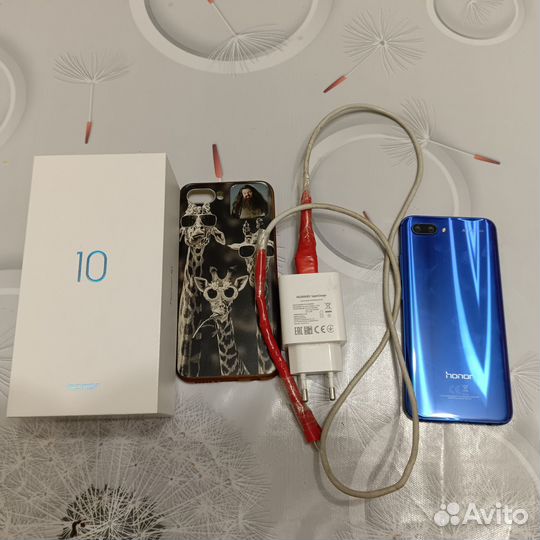 Телефон Honor 10
