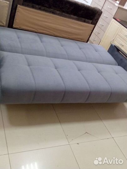 Диван Виктория