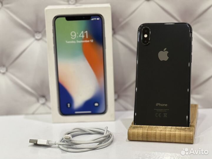 iPhone Xs, 64 ГБ