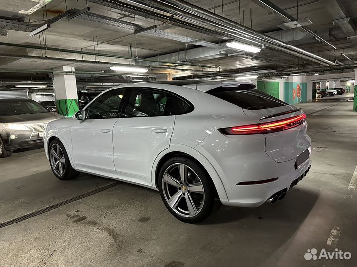 Porsche Cayenne 3 AT, 2023, 1 км