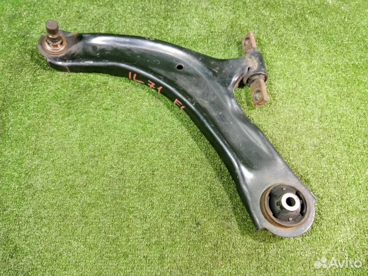 Рычаг подвески передний левый Nissan X-Trail NT31